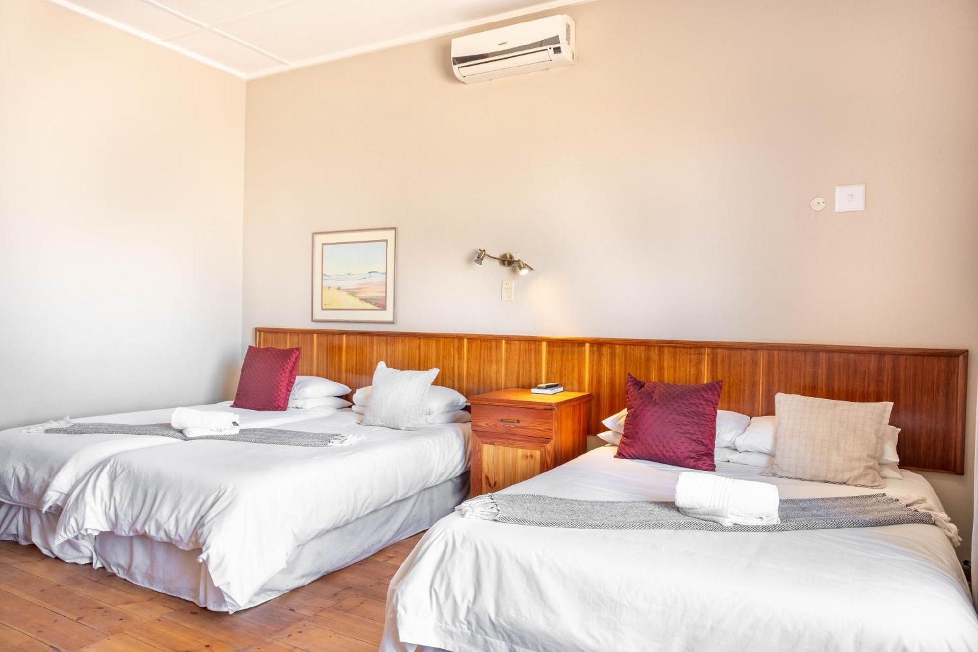 Karoo Country Inn Middelburg  Ngoại thất bức ảnh