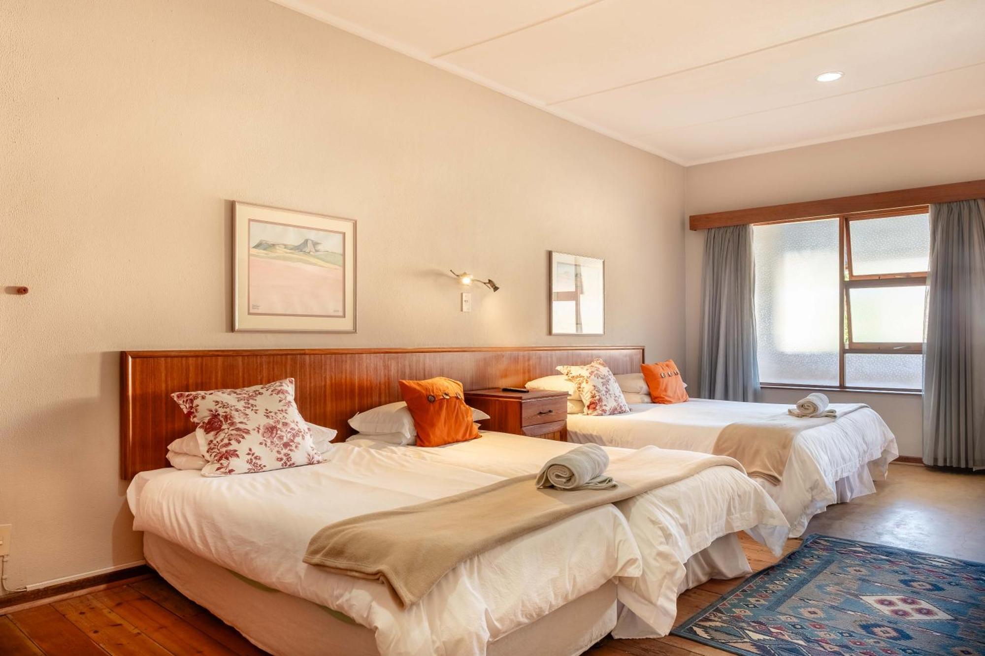 Karoo Country Inn Middelburg  Ngoại thất bức ảnh